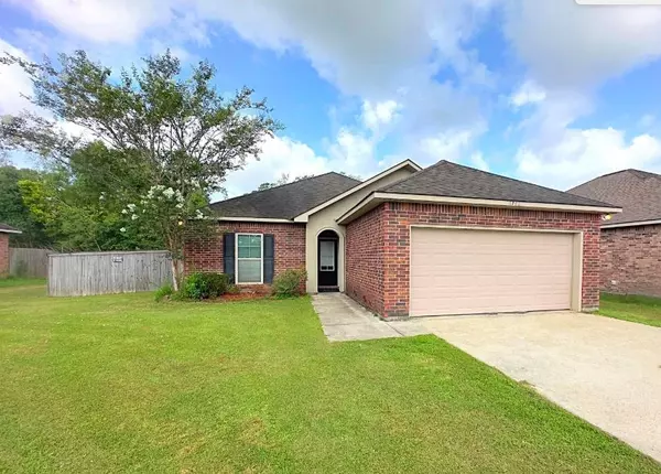 6762 Silver Springs Dr, Greenwell Springs, LA 70739