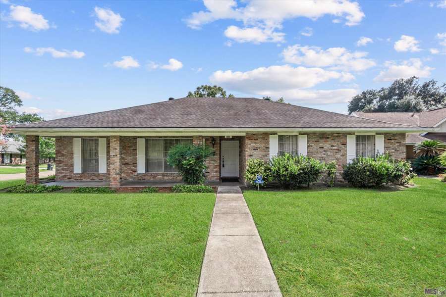 10490 Firelight Ave, Baton Rouge, LA 70815