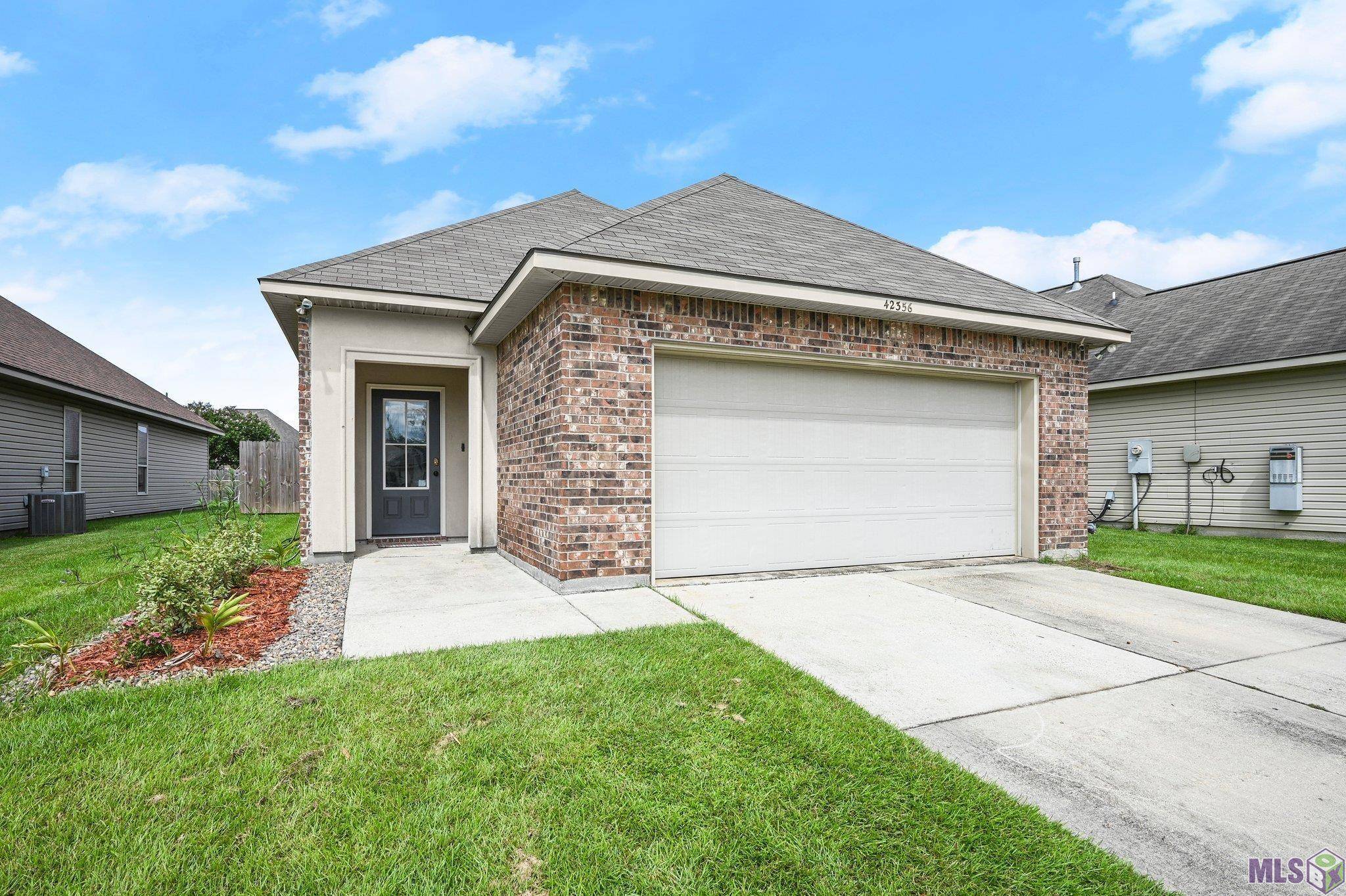 42356 Cedarstone Ave, Prairieville, LA 70769