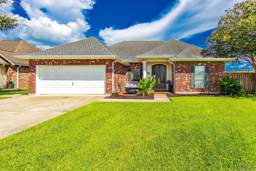 127 Leighton Loop, Houma, LA 70360