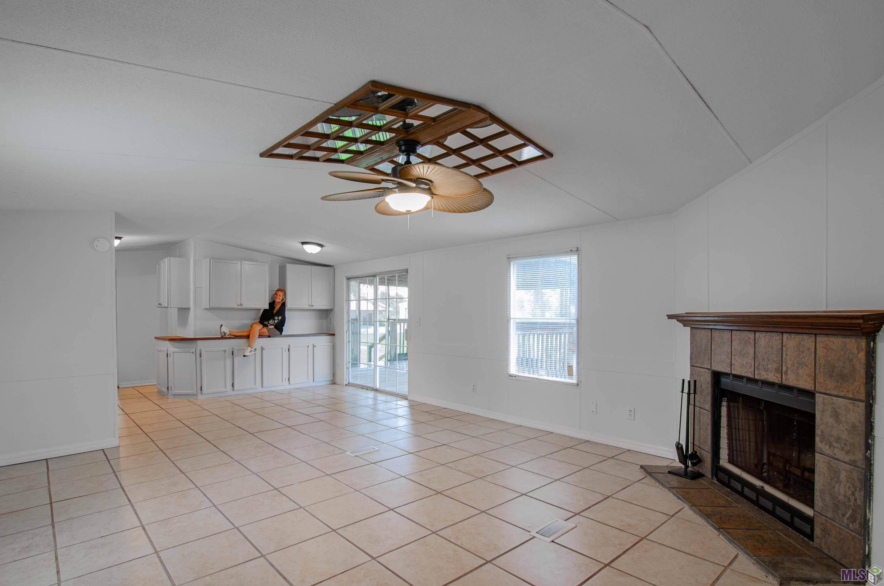 Gonzales, LA 70737,13406 Hilbert Young Rd