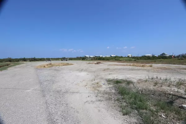 Grand Isle, LA 70358,166 Blackberry Ln