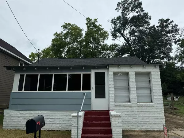 2106 Kansas St, Baton Rouge, LA 70802