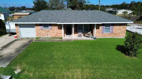 303 Melanie Ln, Gray, LA 70359