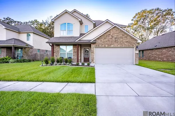 39344 Legacy Lake Dr,  Gonzales,  LA 70737