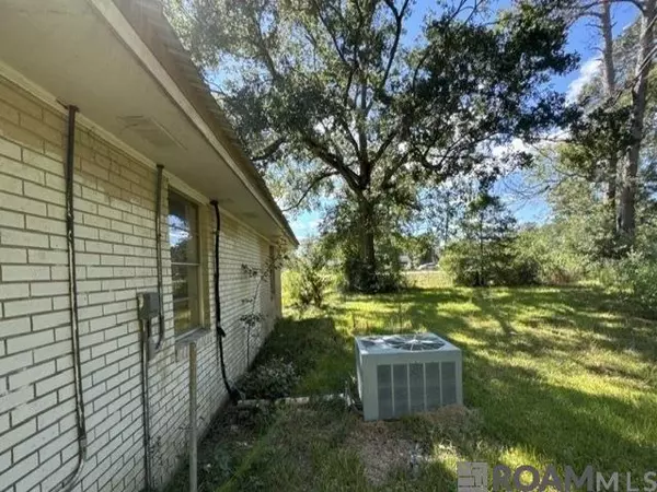 Walker, LA 70785,33300 Walker North Rd