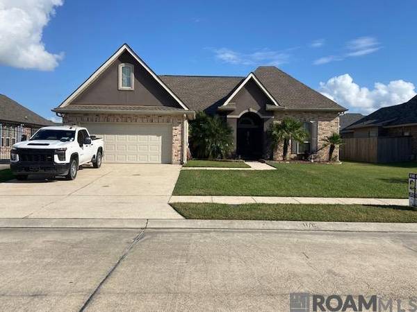 111 Lake Carolyn Drive, Luling, LA 70070