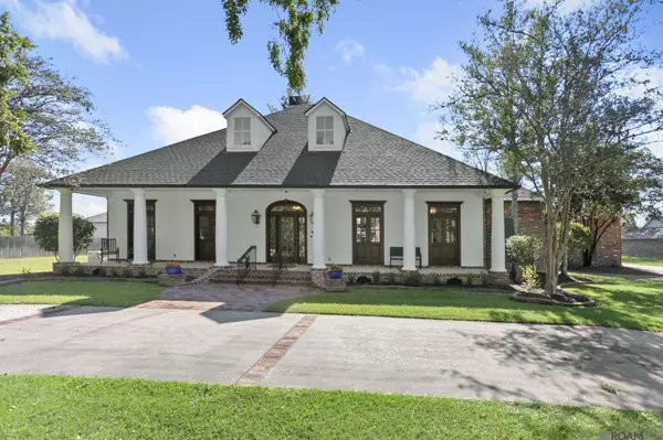 16468 Lanes End Rd, Prairieville, LA 70769