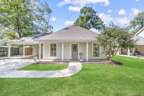 30679 Baker Dr,  Denham Springs,  LA 70726