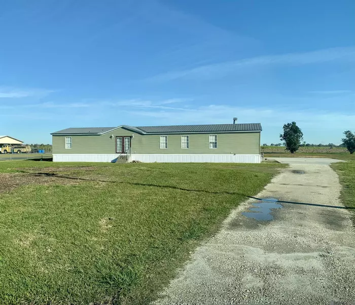 5840 Highway 308, Belle Rose, LA 70341