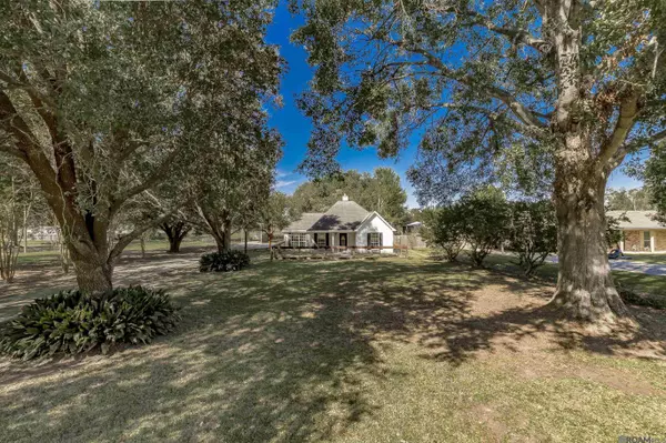 Lakeland, LA 70752,4011 Dickinson Rd