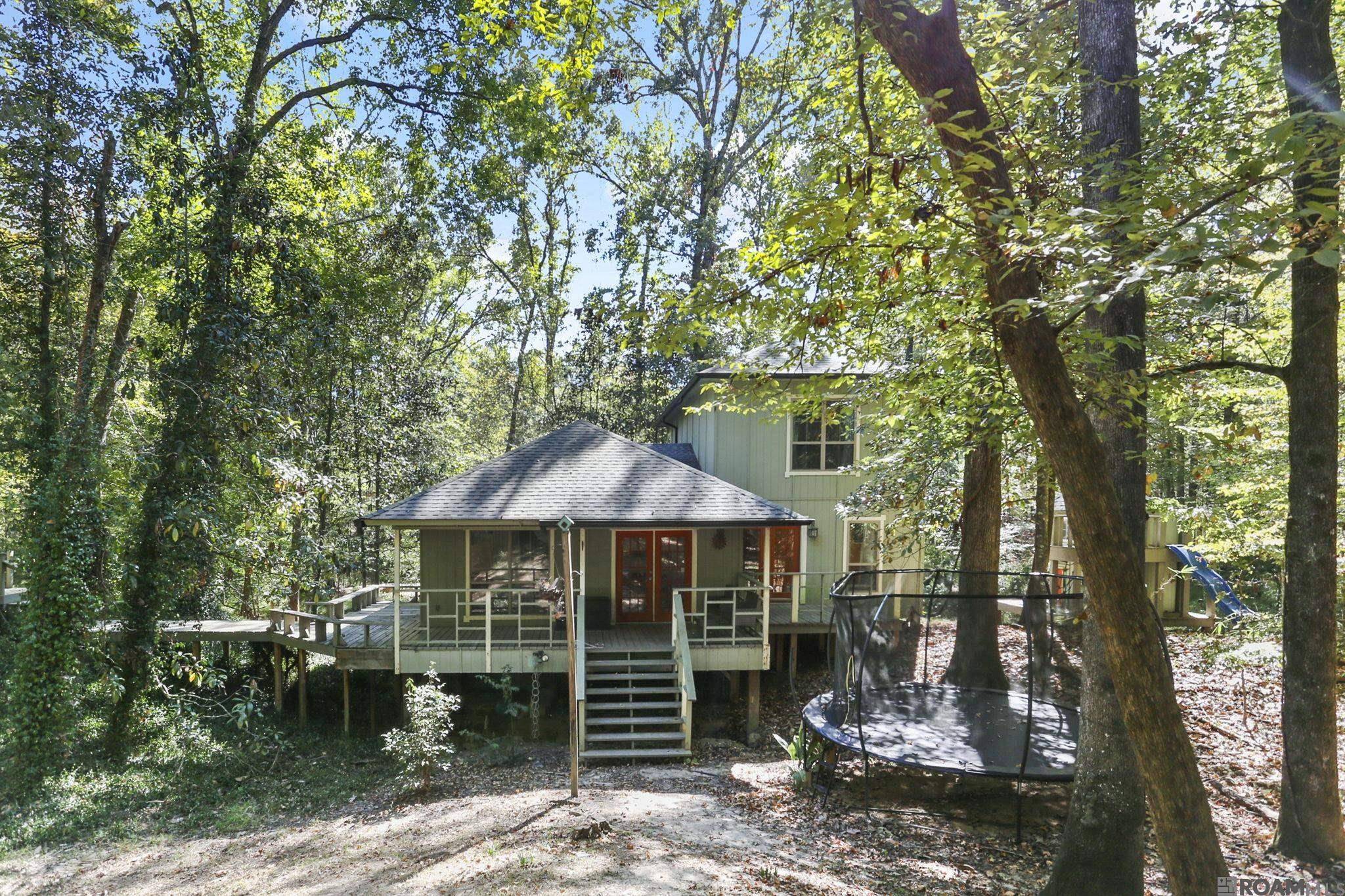 10437 Byrnes Rd, St Francisville, LA 70775