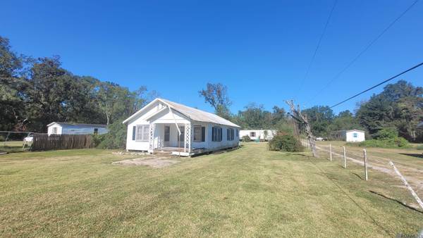 5597-B Point Claire Rd, Carville, LA 70721