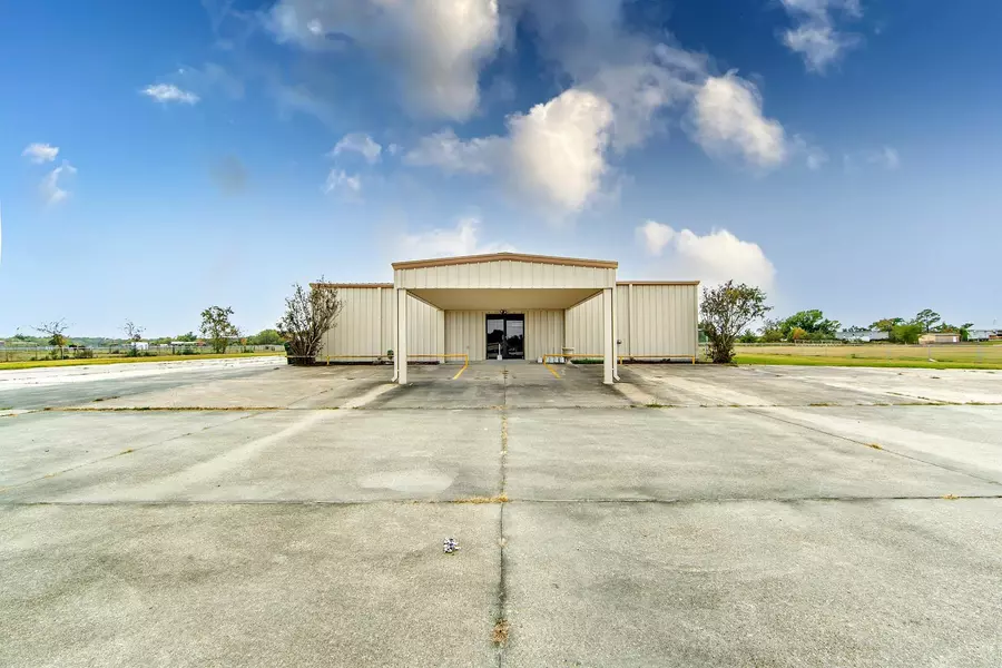 206 Highway 58, Chauvin, LA 70344