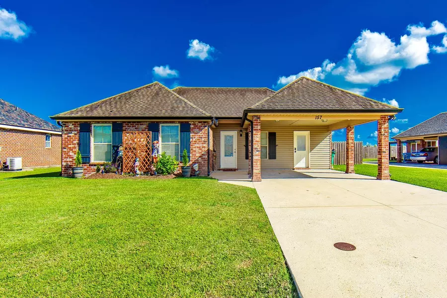 157 Landmark Dr, Raceland, LA 70394