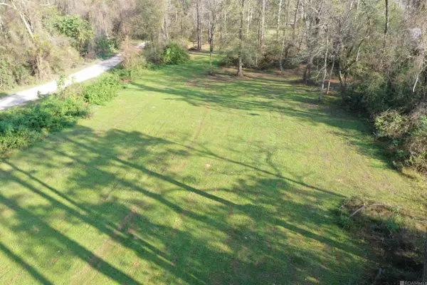 1.95 acres La Hwy 1032, Denham Springs, LA 70726