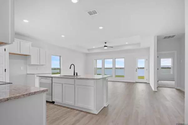 Zachary, LA 70791,6946 Stable Street