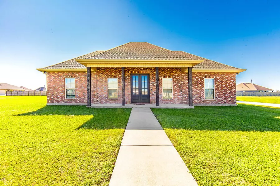 108 Rue Stephen Michael, Schriever, LA 70395