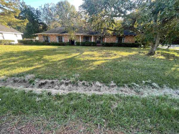 1340 Progress Rd, Baton Rouge, LA 70807