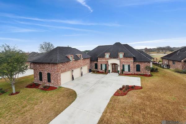 6045 Cypress Point Dr, Gonzales, LA 70737