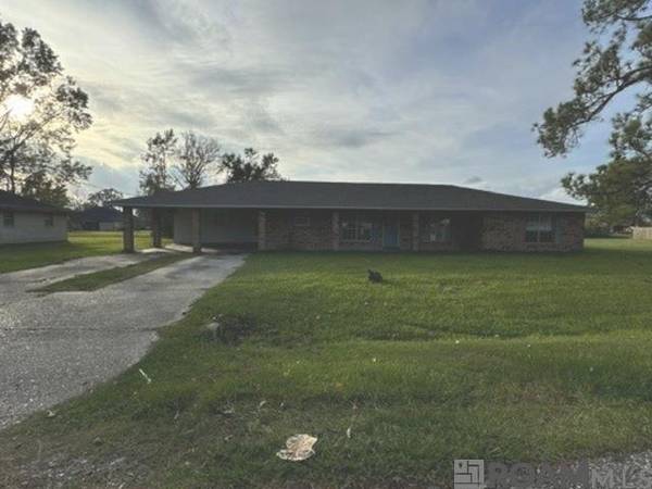 2121 S John, Gonzales, LA 70737