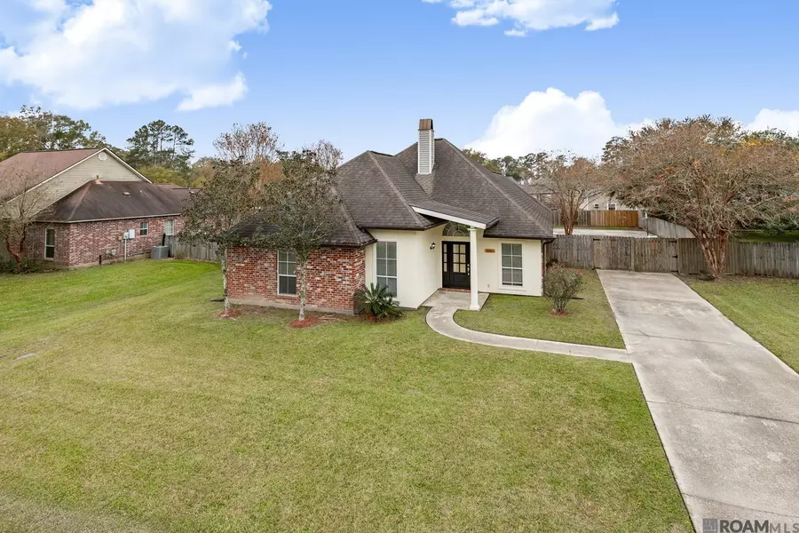 30403 Lafleur Rue, Walker, LA 70785