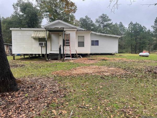 289 Herman Yancey Road, Deridder, LA 70736