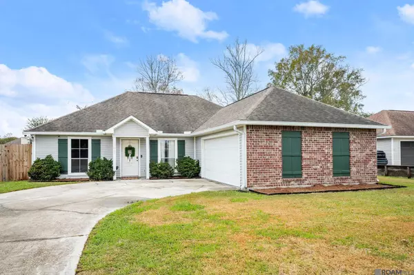 17067 Fox Ridge Dr, Prairieville, LA 70769