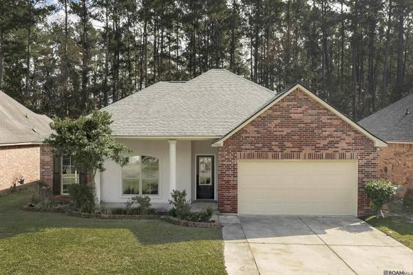 25966 Bronzewood St, Denham Springs, LA 70726