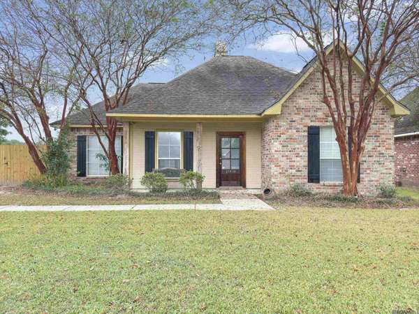 25938 Jefferson Ave, Denham Springs, LA 70726