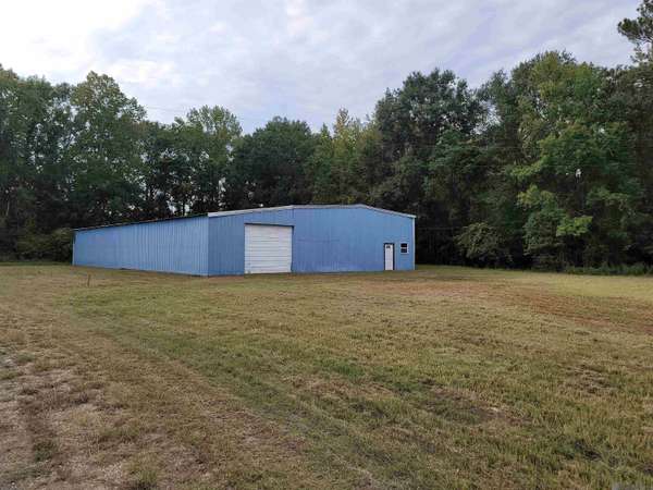 19351 Plank Rd, Zachary, LA 70791