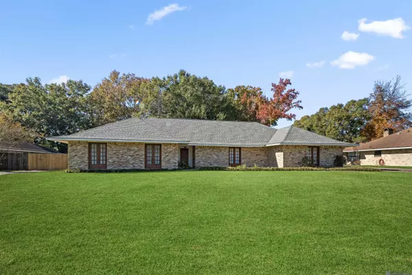 Greenwell Springs, LA 70739,6403 Narcissus Dr