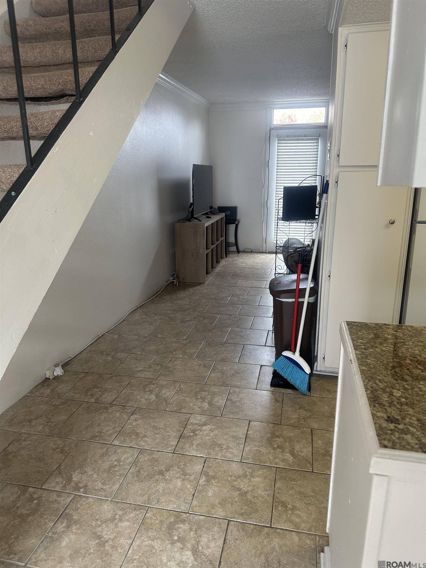 Baton Rouge, LA 70802,3005 Highland Rd ##15