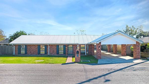 1117 East Camellia Drive, Thibodaux, LA 70301