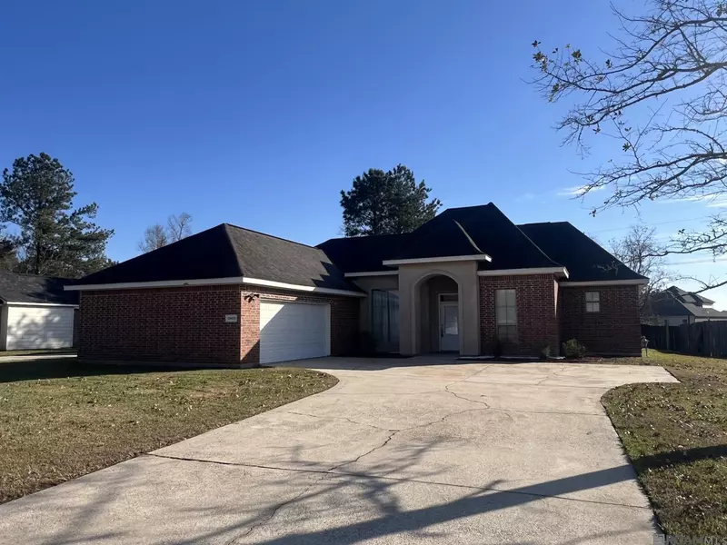 12600 Woodland Hill Rd, Denham Springs, LA 70706