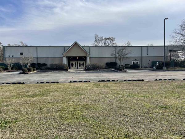 157 Tourist Drive, Gray, LA 70359