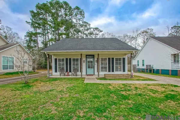 6020 Wet Creek Dr, Greenwell Springs, LA 70739