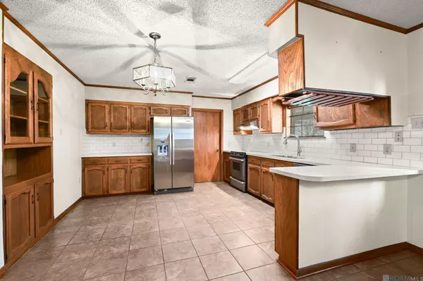 Geismar, LA 70734,13389 Bluff Rd