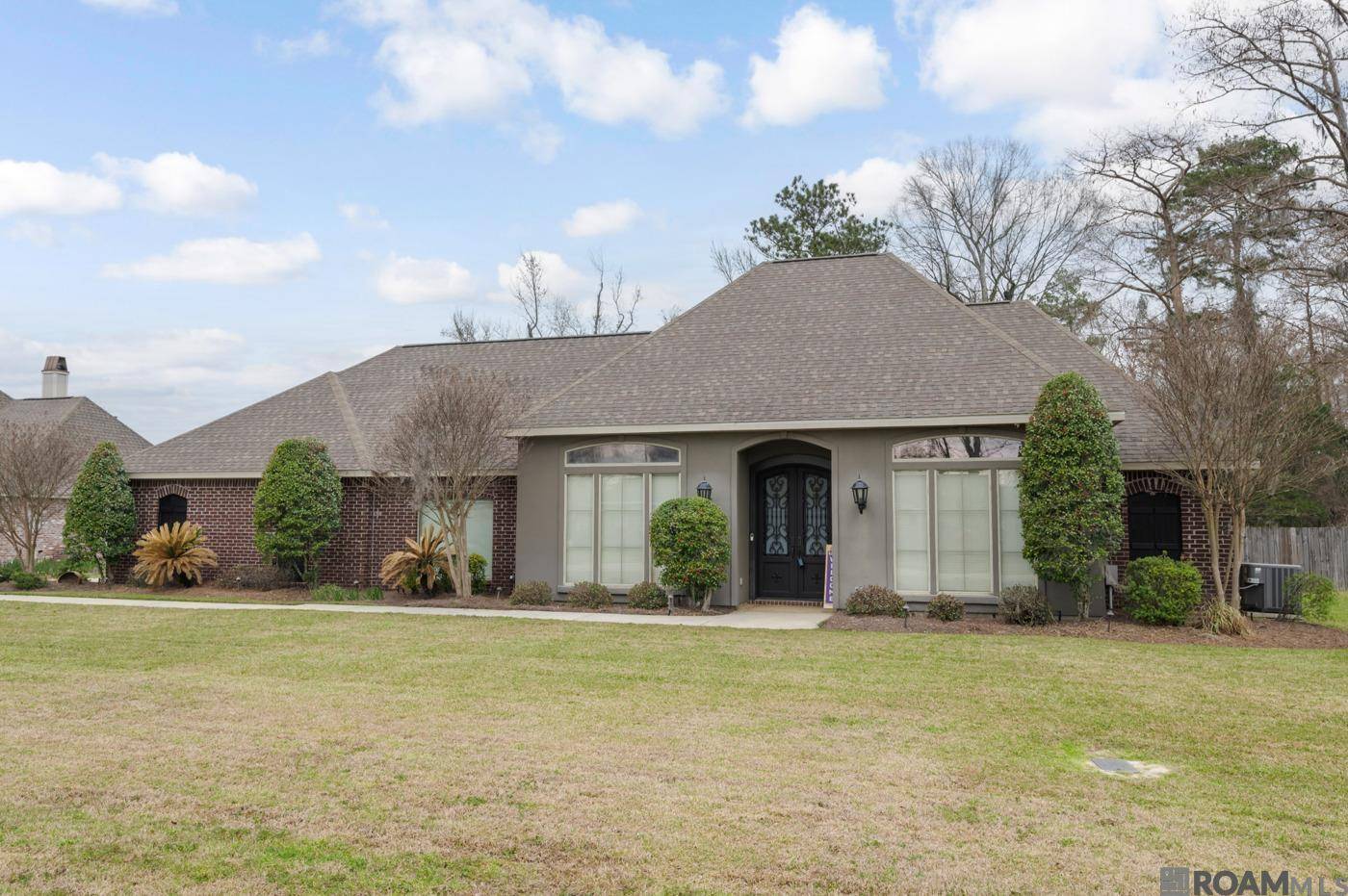 30572 Colyell Creek Dr, Denham Springs, LA 70726