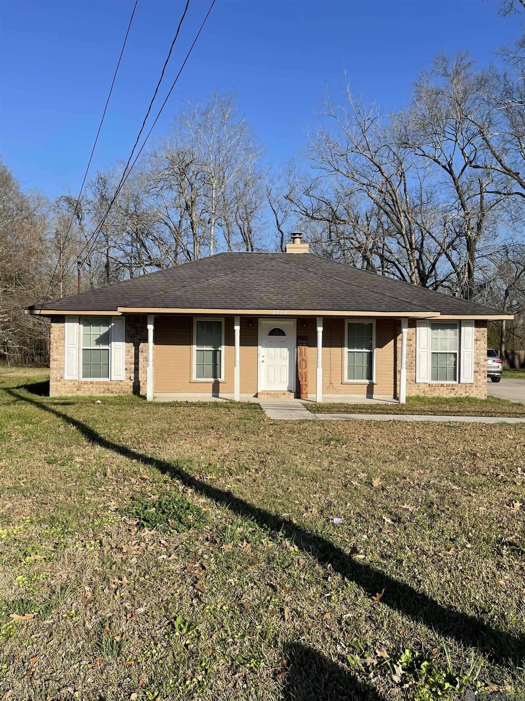 5228 Rollins Rd, Zachary, LA 70791