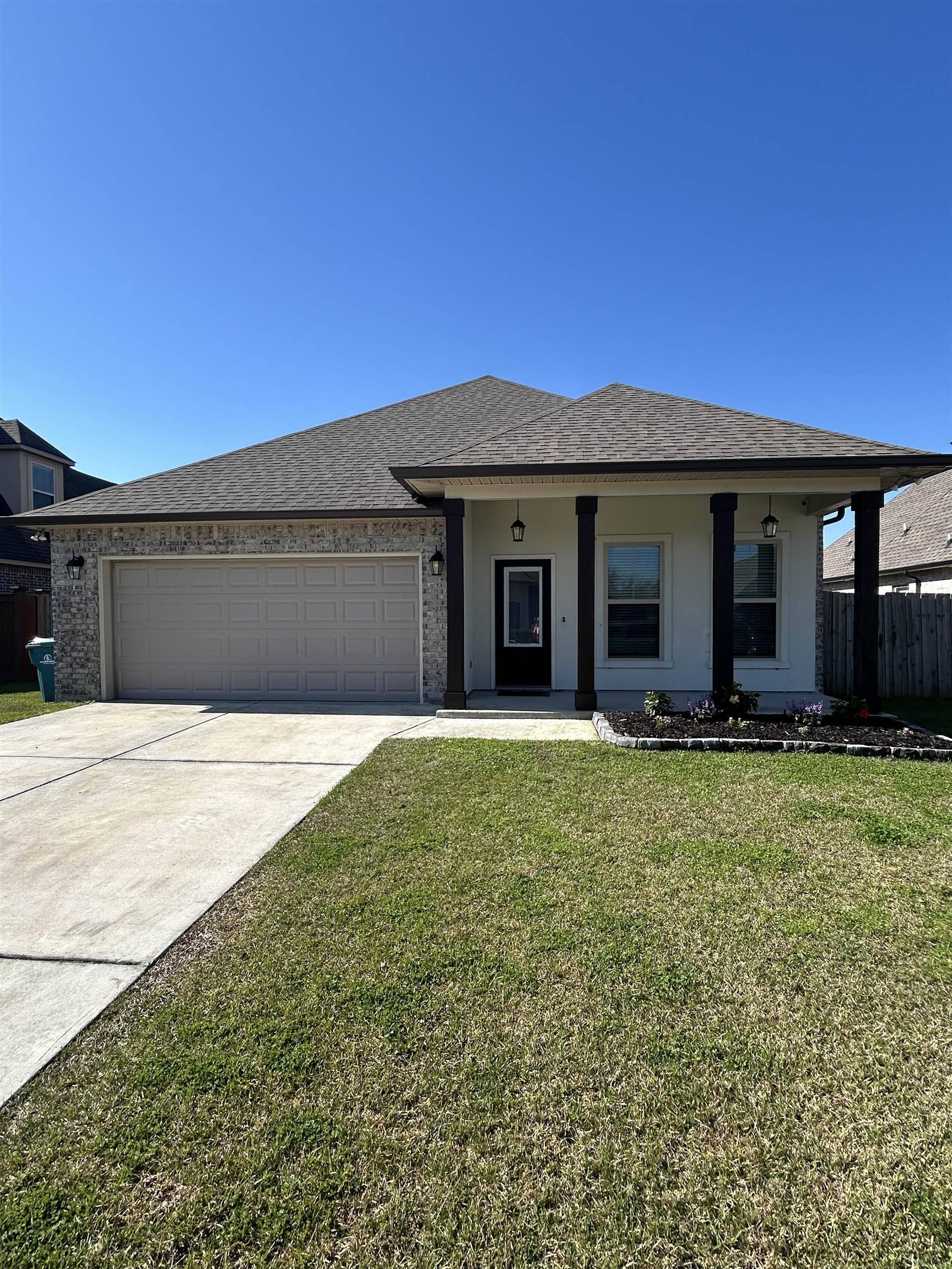 308 Highland Oaks Ave, Gray, LA 70359