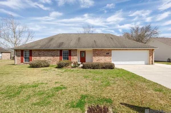 14132 Bayou Terrace Dr, St Amant, LA 70774