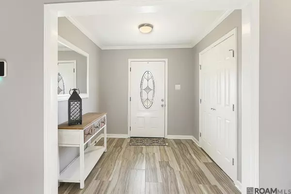 Saint George, LA 70817,7414 Proxie Dr