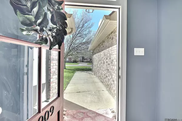 Walker, LA 70785,33909 Natures Way