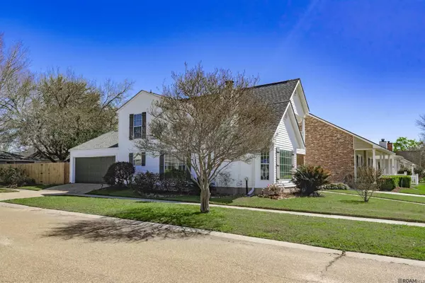 Saint George, LA 70810,10713 Erin Vale Ave