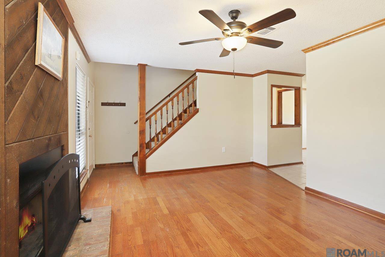 928 Ridgepoint Ct ##9-A, Baton Rouge, LA 70810