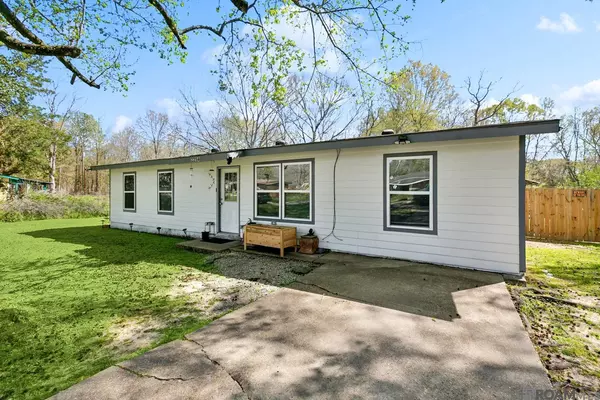 2254 Richmond St, Baker, LA 70714