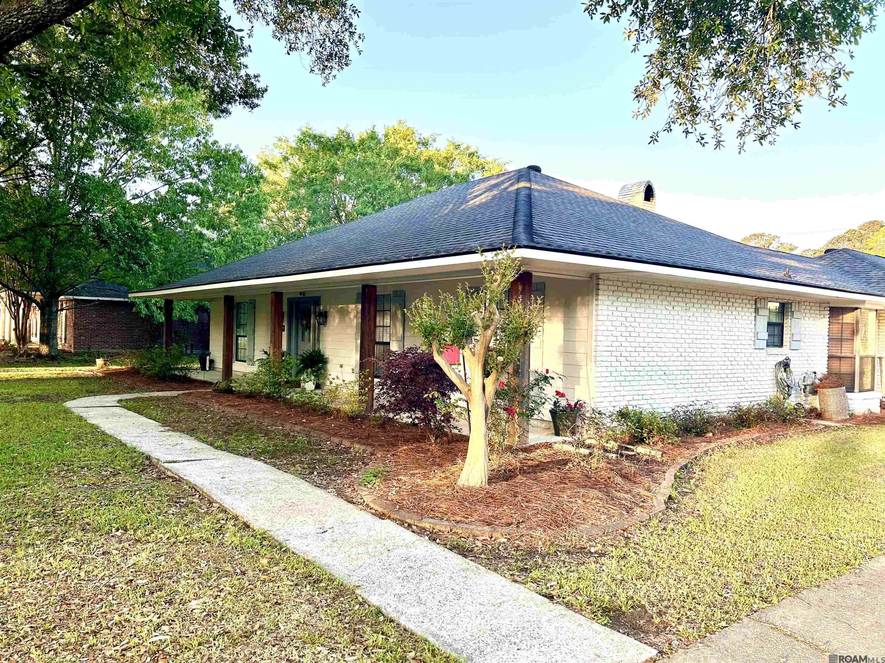 Zachary, LA 70791,5665 Fennwood Dr
