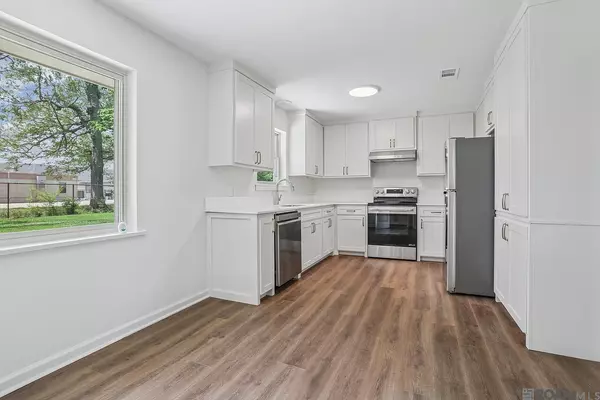 Geismar, LA 70734,37037 John St