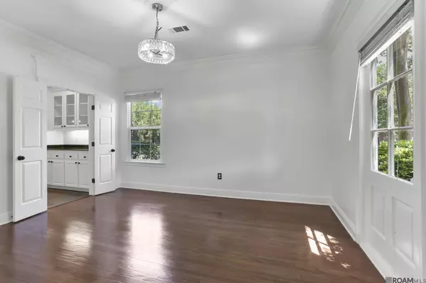 Saint George, LA 70810,18237 Birnham Woods Ave